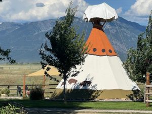 "The Freedom Tipi" Luxury Tipi Glamping with Picturesque Views